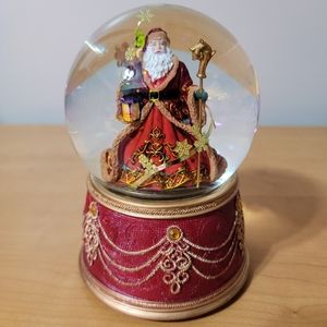Roman Glitterdome Santa with Snowflakes Snow Globe